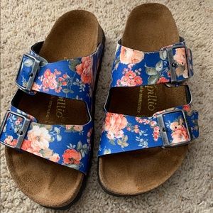 Floral Birkenstock’s